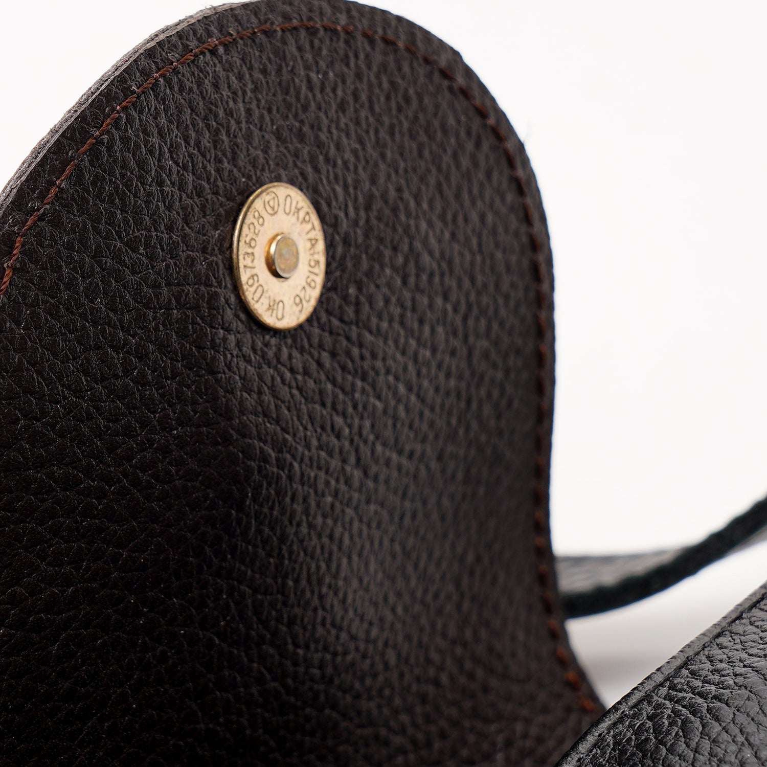 OXC0002 BROWN