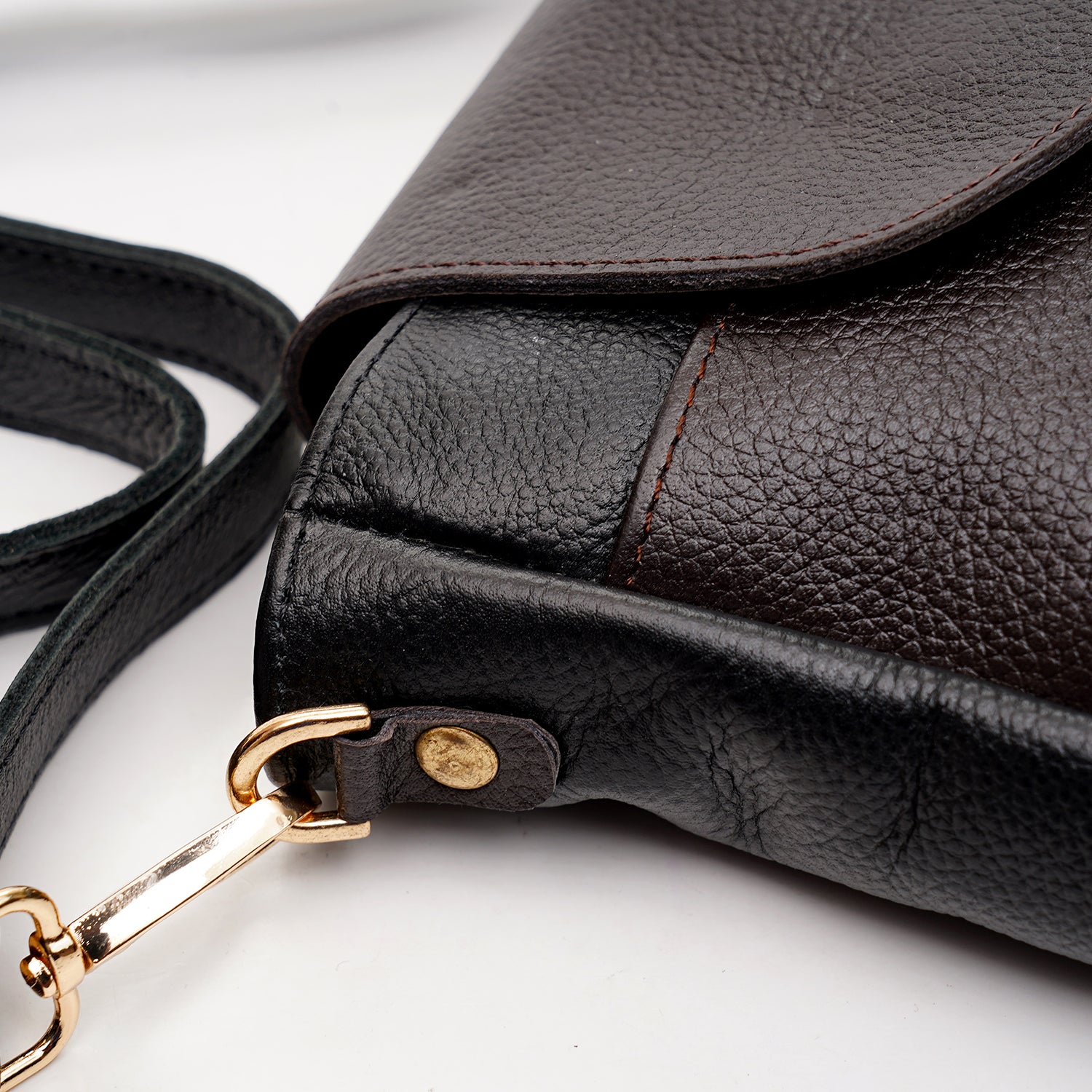 OXC0002 BROWN