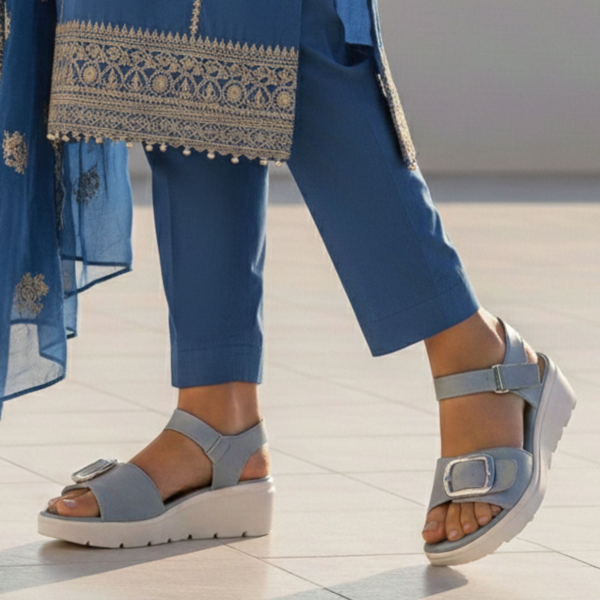 MAY-0006 BLUE